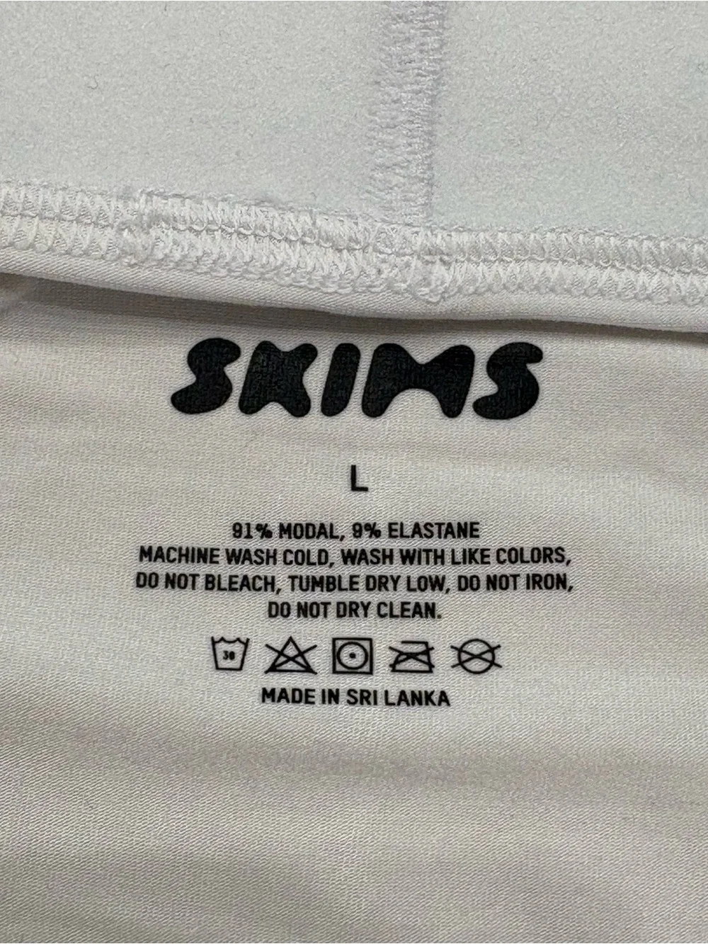 SKIMS new box